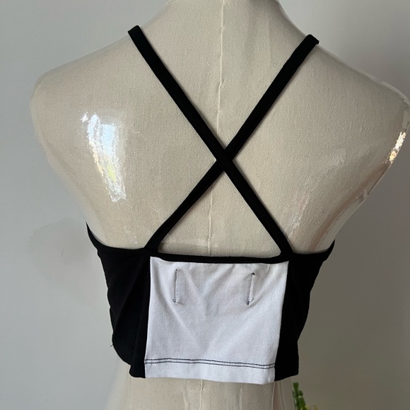 FILA Women’s crop top in black and white. Size Small - Picture 2 of 2